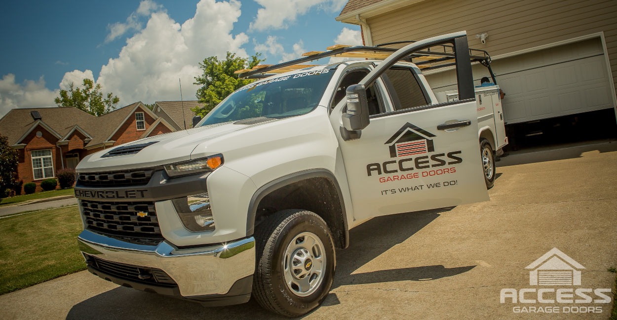 Access Garage Door truck in East Memphis, TN