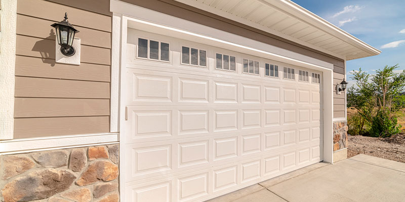 Garage Door Service: What’s Involved in Annual Maintenance?