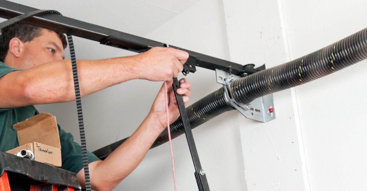 Keep your Garage Door in Prime Condition with Regular Garage Door Servicing