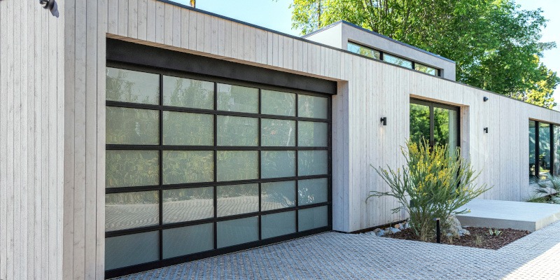 Electric Garage Doors in Chattanooga, Tennessee