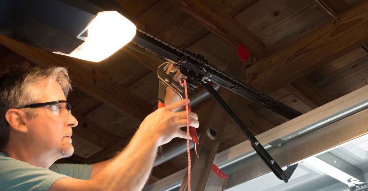 Why You Should Hire Professionals for Your Garage Door Installation Needs