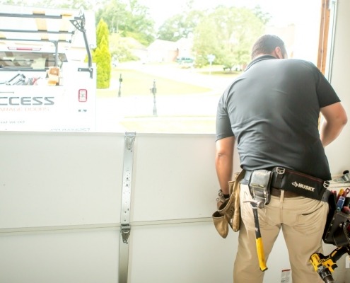 Why You Should Leave Garage Door Repairs to the Professionals