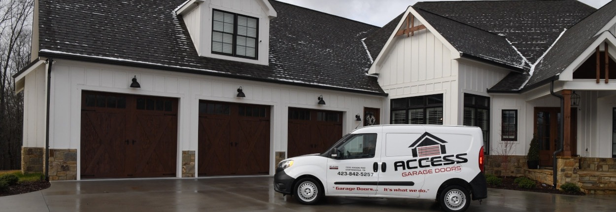Choosing the Right Brand for Your Garage Door Replacement [infographics]