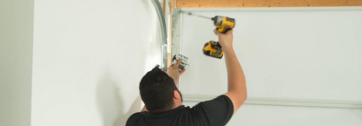 Common Signs You Need Garage Door Repair