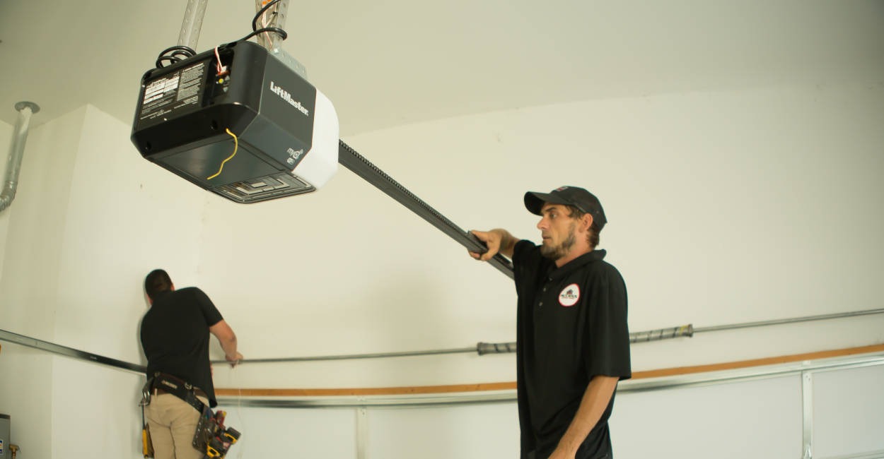 How to Choose the Right Electric Garage Door Opener for Your Needs