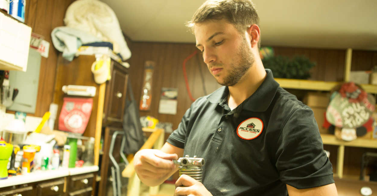 3 Tips to Help You Select a Garage Door Contractor